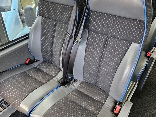 Bus osobowy Iveco Rosero First 8