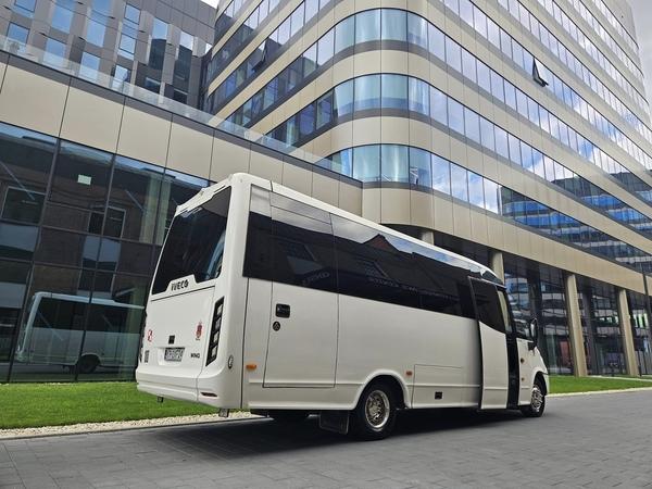 Bus osobowy Iveco Wing Wehixel 3